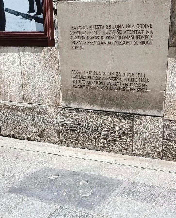 Latin Bridge Apartment سراييفو المظهر الخارجي الصورة